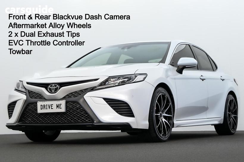 White 2018 Toyota Camry Sedan Ascent Sport