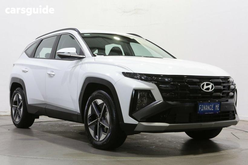 White 2025 Hyundai Tucson Wagon (Fwd)