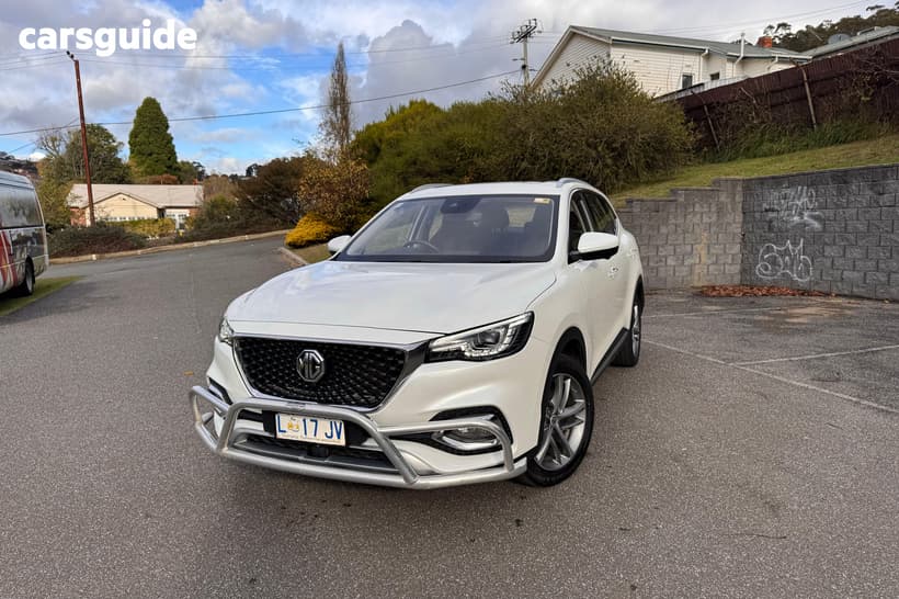 White 2022 MG HS Wagon Core