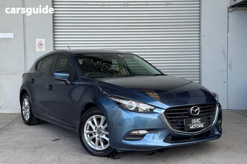 2018 Mazda 3 Hatchback Neo Sport