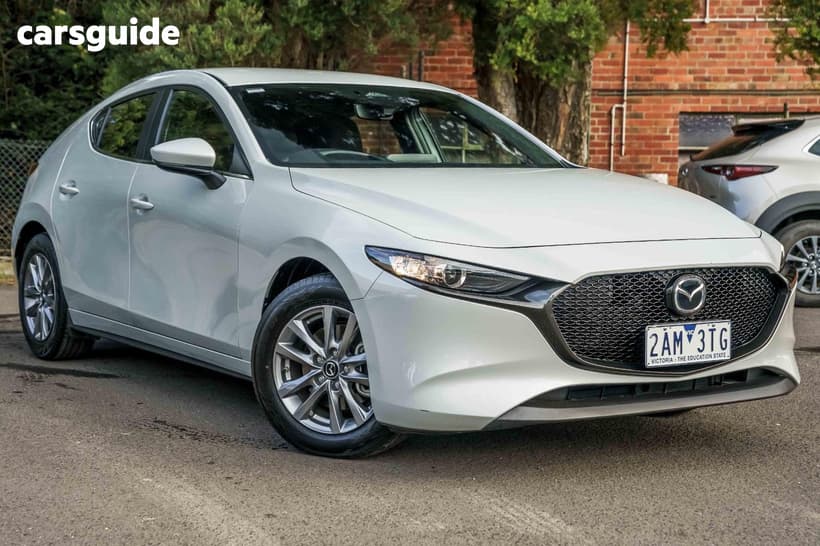 White 2024 Mazda 3 Hatchback G20 Pure
