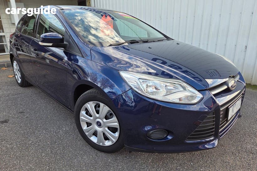 Blue 2012 Ford Focus Hatchback Ambiente
