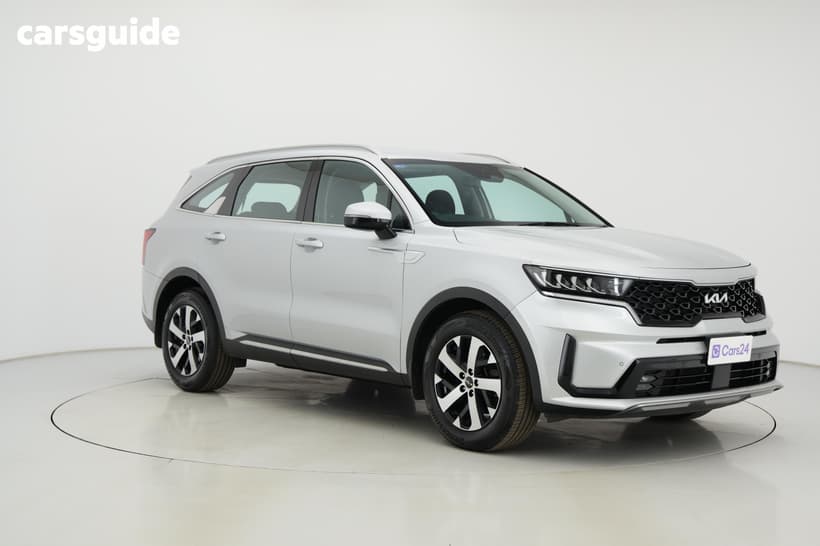 Silver 2022 Kia Sorento Wagon Sport 7 Seat