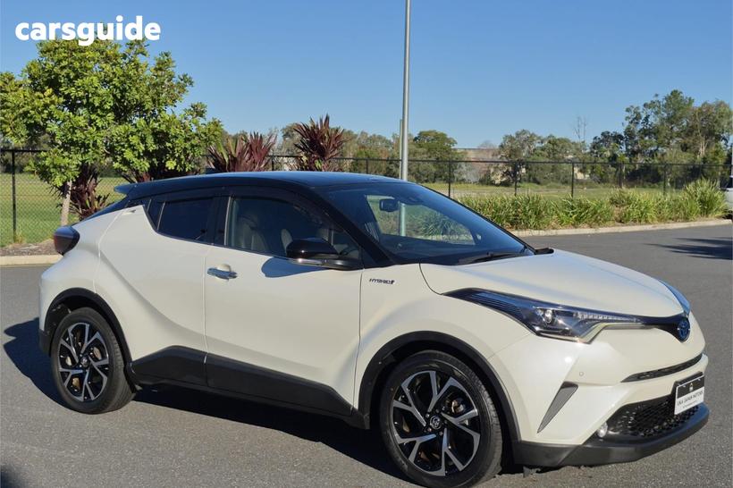 White 2018 Toyota C-HR SUV G LED EDITION
