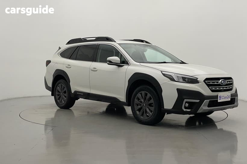White 2024 Subaru Outback Wagon Awd