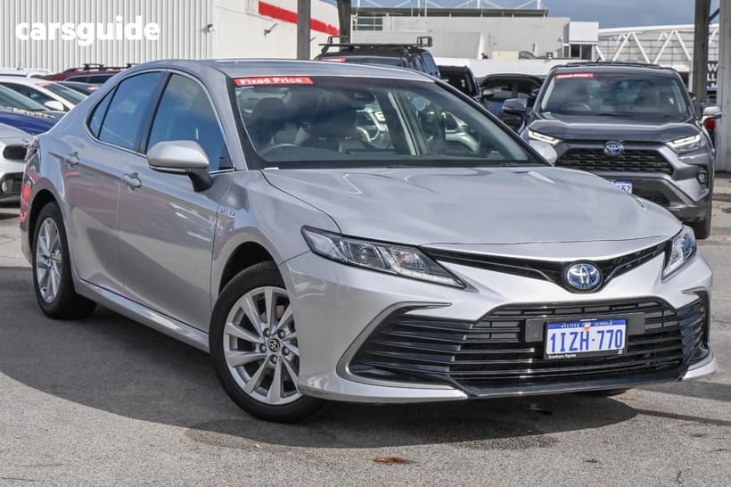 Silver 2024 Toyota Camry Sedan Ascent