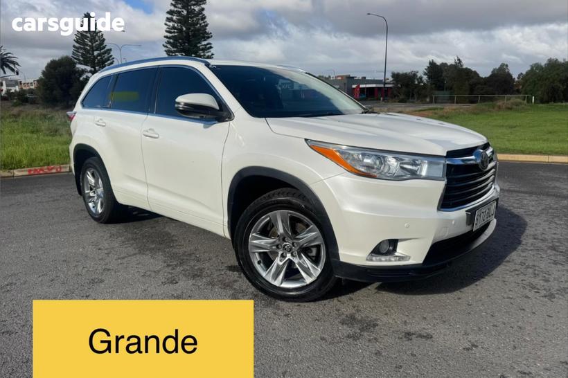 White 2016 Toyota Kluger Wagon Grande (4X4)