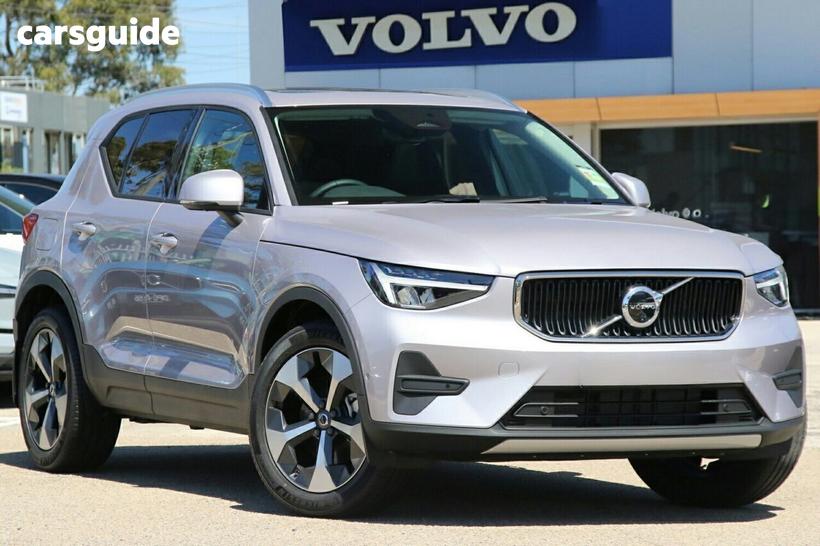 2026 Volvo XC40 Wagon Plus B4