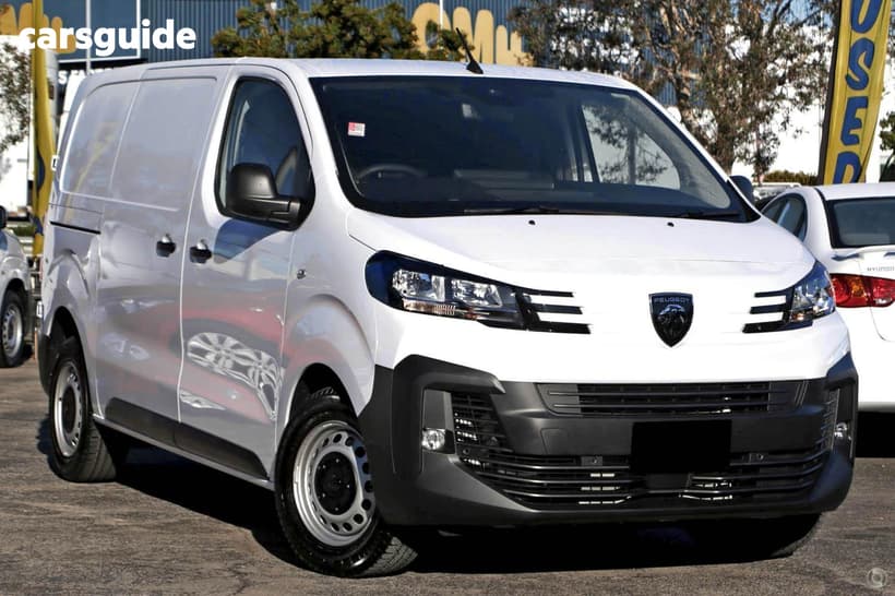 White 2025 Peugeot Expert Van Pro Long