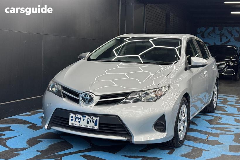 Silver 2015 Toyota Corolla Hatchback Ascent