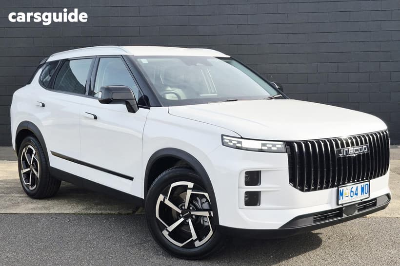 White 2025 Jaecoo J7 Wagon Core