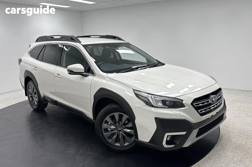 White 2024 Subaru Outback Wagon Awd