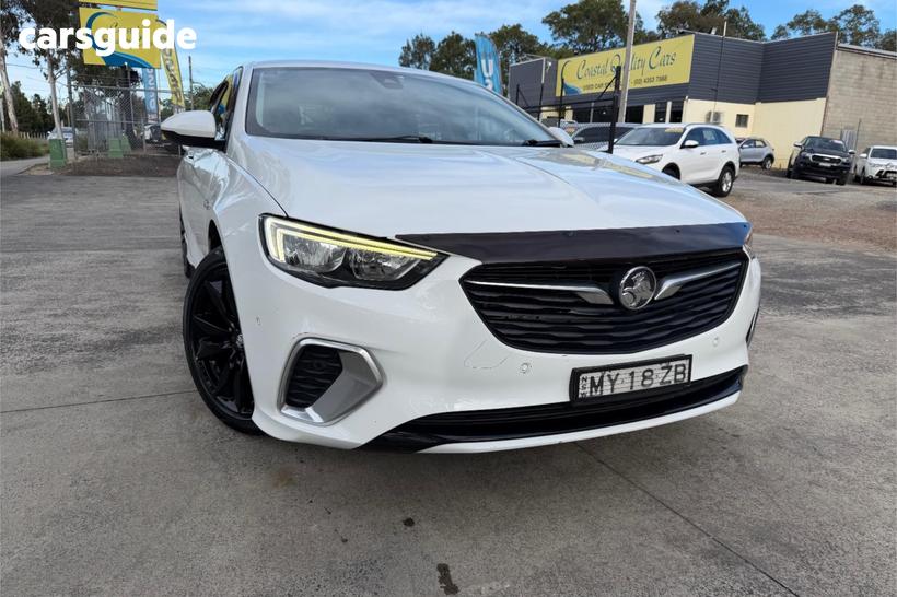White 2018 Holden Commodore Liftback Rs
