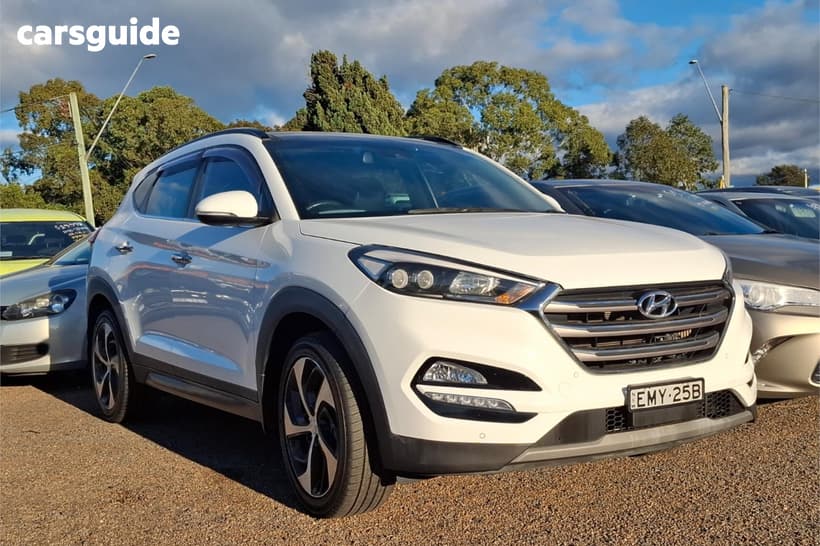 White 2015 Hyundai Tucson Wagon Highlander (Awd)