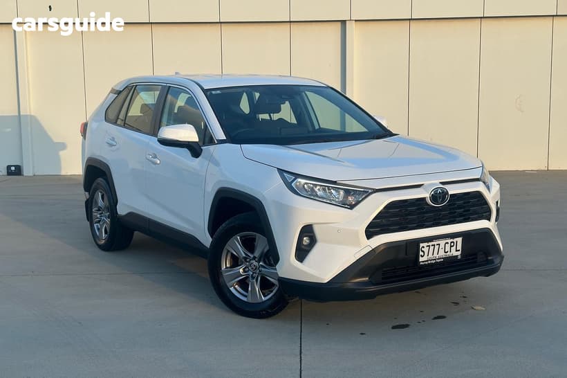 White 2022 Toyota RAV4 Wagon Gx (2Wd)