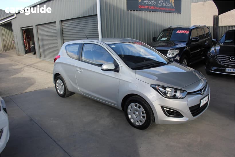 Silver 2013 Hyundai I20 Hatchback Active