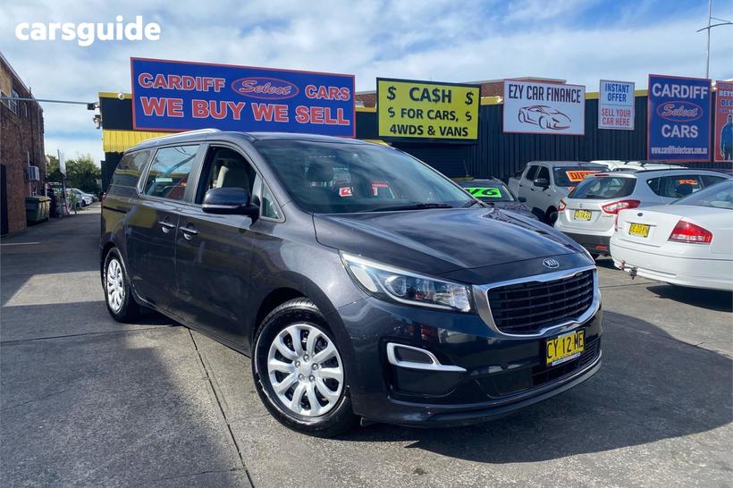 Grey 2018 Kia Carnival Wagon S