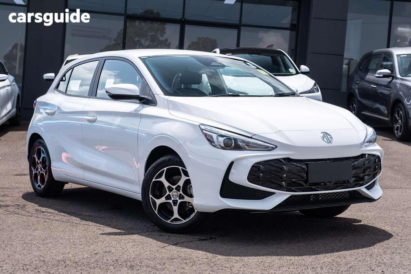White 2025 MG MG3 Hatchback Essence