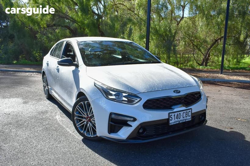 White 2019 Kia Cerato Sedan Gt (Turbo)