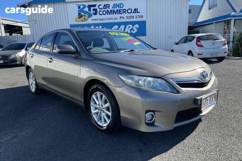 Gold 2011 Toyota Camry Sedan Hybrid