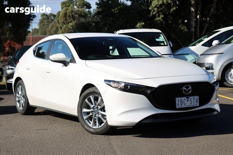 White 2024 Mazda 3 Hatchback G20 Pure