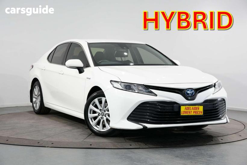 White 2020 Toyota Camry Sedan Ascent
