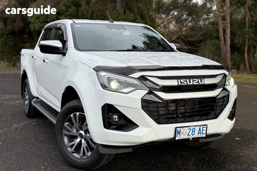 White 2024 Isuzu D-MAX Crew Cab Utility Ls-U (4X4)