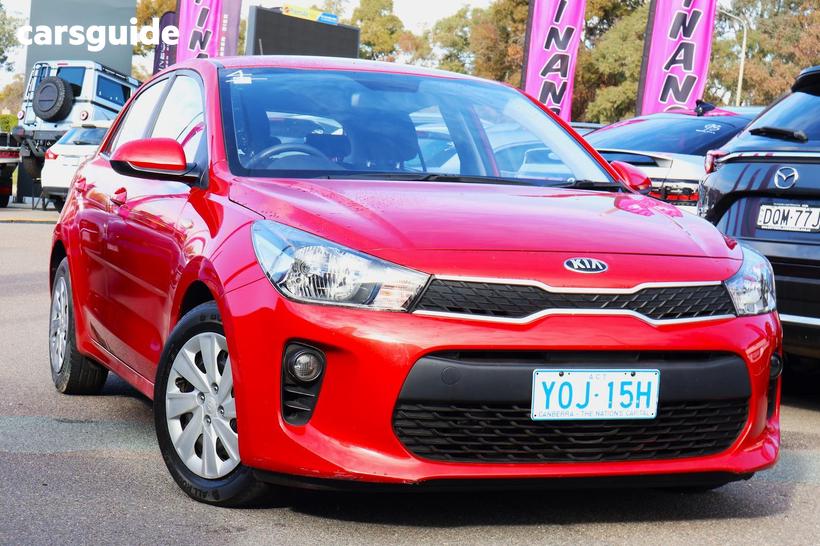Red 2018 Kia RIO Hatchback S