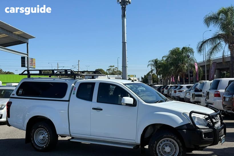 White 2019 Isuzu D-MAX Space Cab Chassis Sx (4X4)
