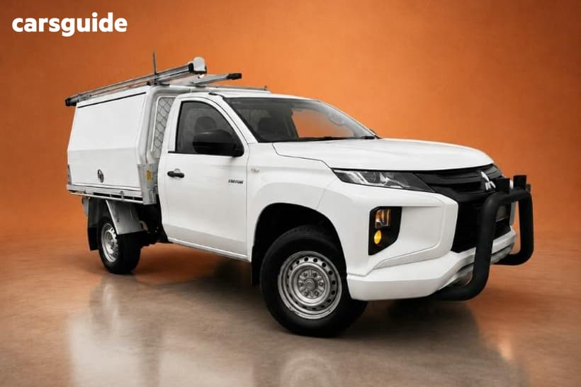 White 2020 Mitsubishi Triton Cab Chassis Glx
