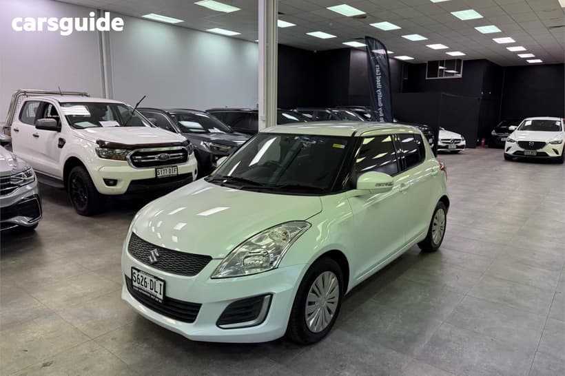 White 2014 Suzuki Swift Hatchback Gl