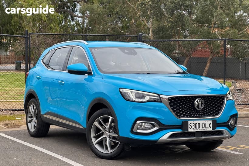 Blue 2022 MG HS Wagon Excite