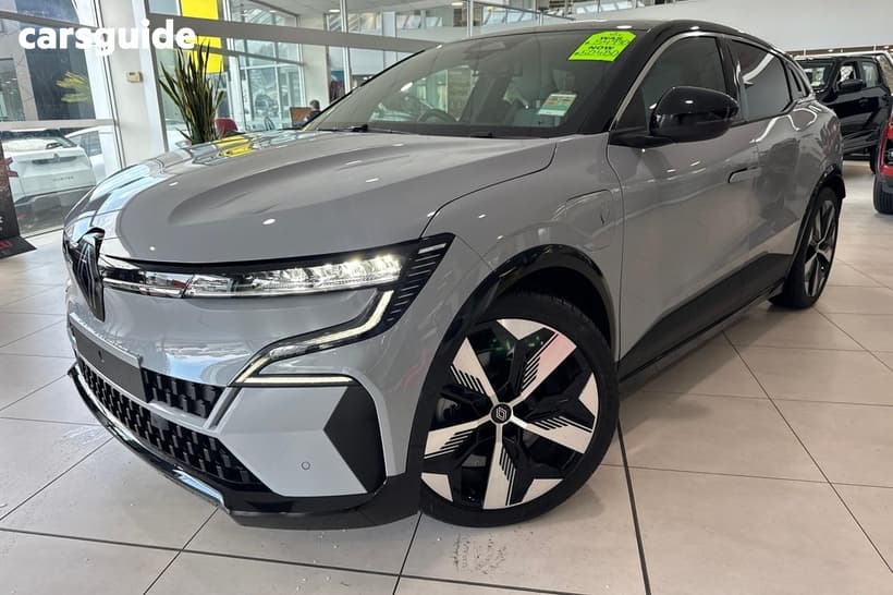 Black 2023 Renault Megane E-Tech Wagon Techno Ev60