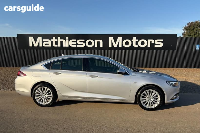 Silver 2018 Holden Calais Liftback