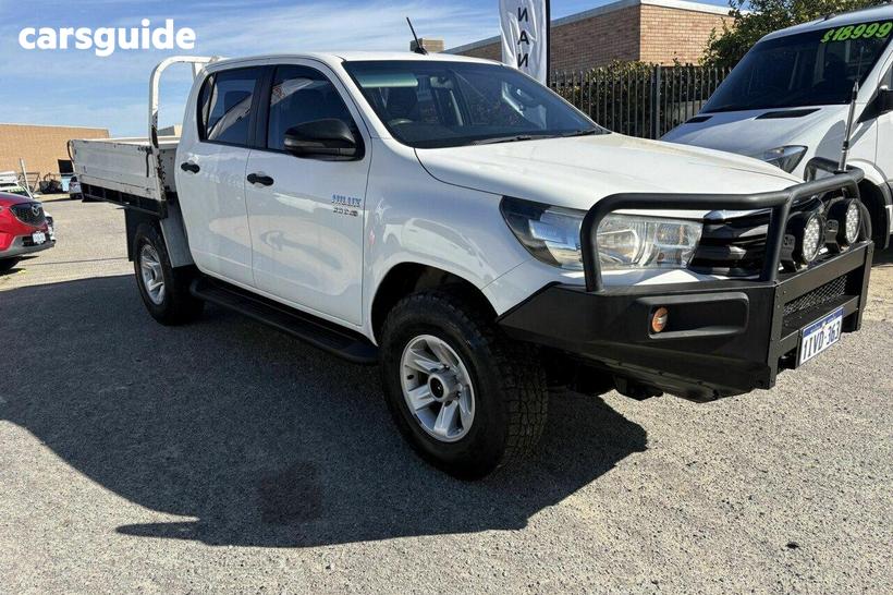 White 2018 Toyota Hilux Ute Tray SR