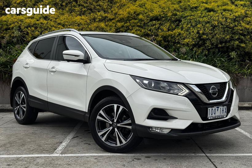 White 2018 Nissan Qashqai Wagon St-L