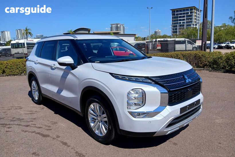 White 2024 Mitsubishi Outlander Wagon Ls 7 Seat (2Wd)