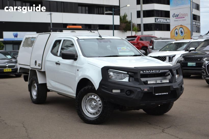 White 2022 Isuzu D-MAX Space Cab Chassis Sx (4X4)