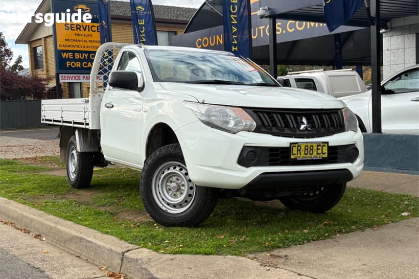 White 2018 Mitsubishi Triton Cab Chassis Glx