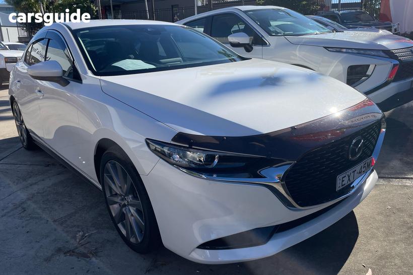 White 2022 Mazda 3 Sedan G20 Touring