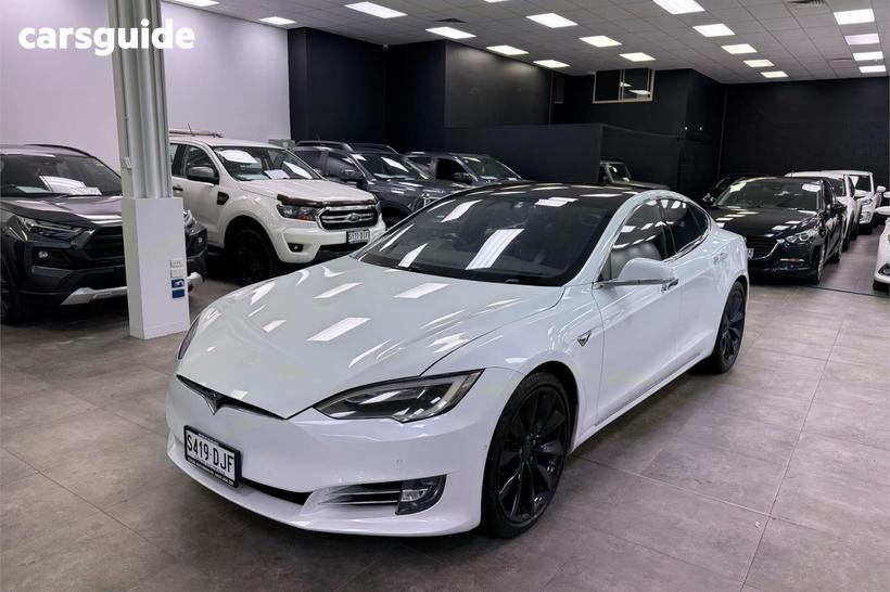White 2017 Tesla Model S Hatchback 100D