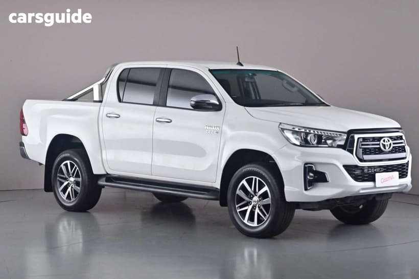 White 2019 Toyota Hilux Double Cab Pick Up Sr5 (4X4)