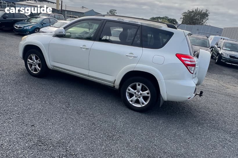 White 2012 Toyota RAV4 Wagon Cruiser (4X4)