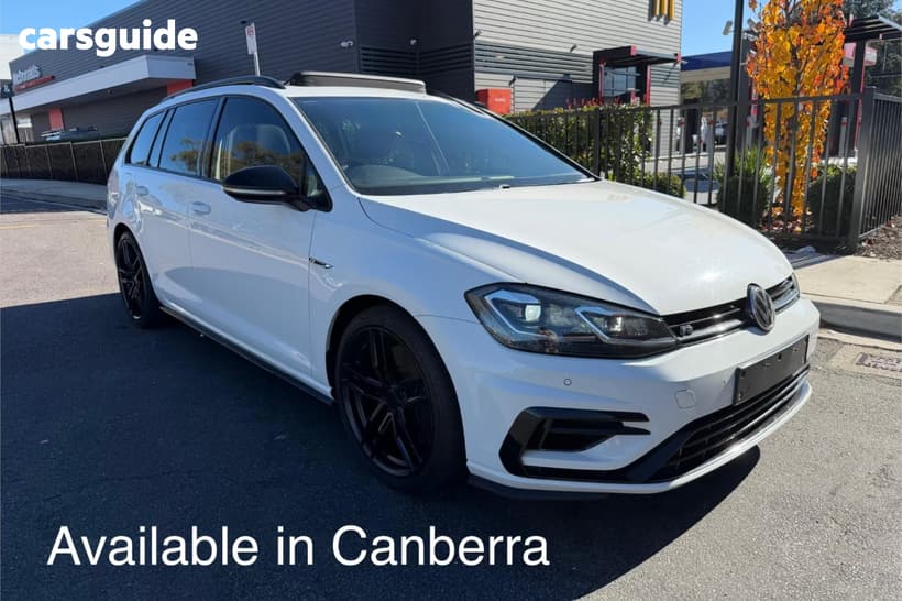 White 2017 Volkswagen Golf Wagon R Grid Edition