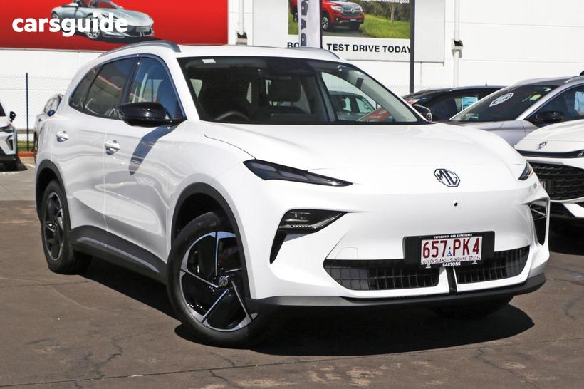White 2025 MG MGS5 EV Wagon Essence 62