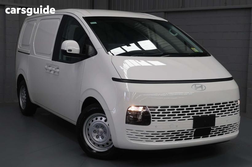 White 2025 Hyundai Staria Van Load 2S 2.2D Liftback