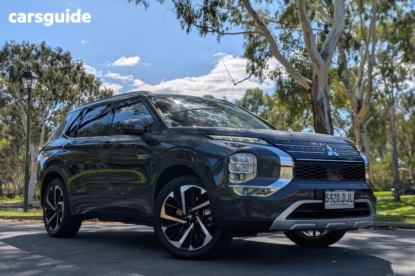 Grey 2024 Mitsubishi Outlander Wagon Phev Exceed 5+2 Seat (Awd)