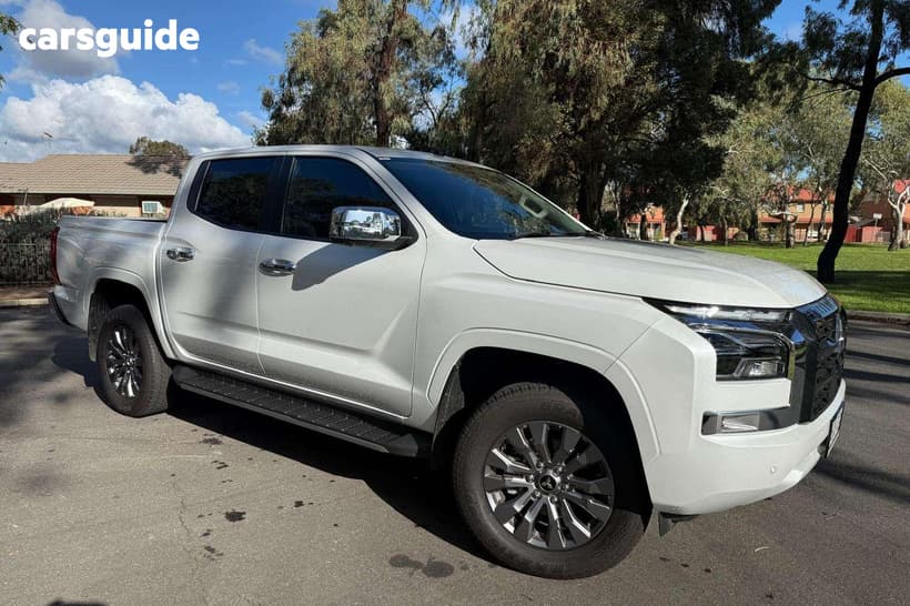 White 2024 Mitsubishi Triton Double Cab Pick Up Gls (4X4)