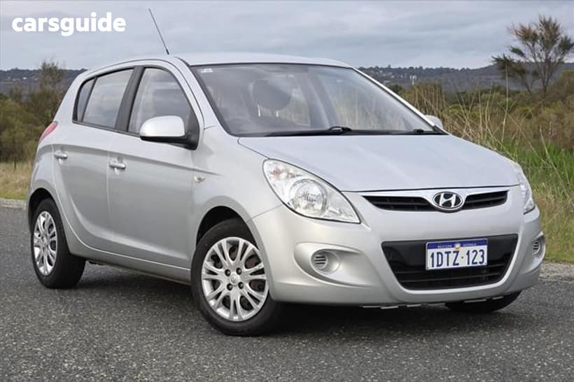 Silver 2011 Hyundai I20 Hatchback Active