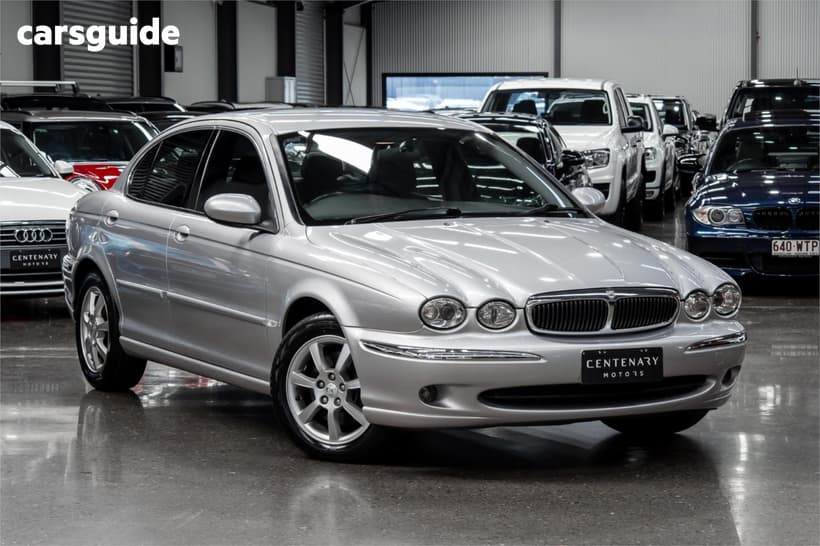 Silver 2004 Jaguar X-Type Sedan